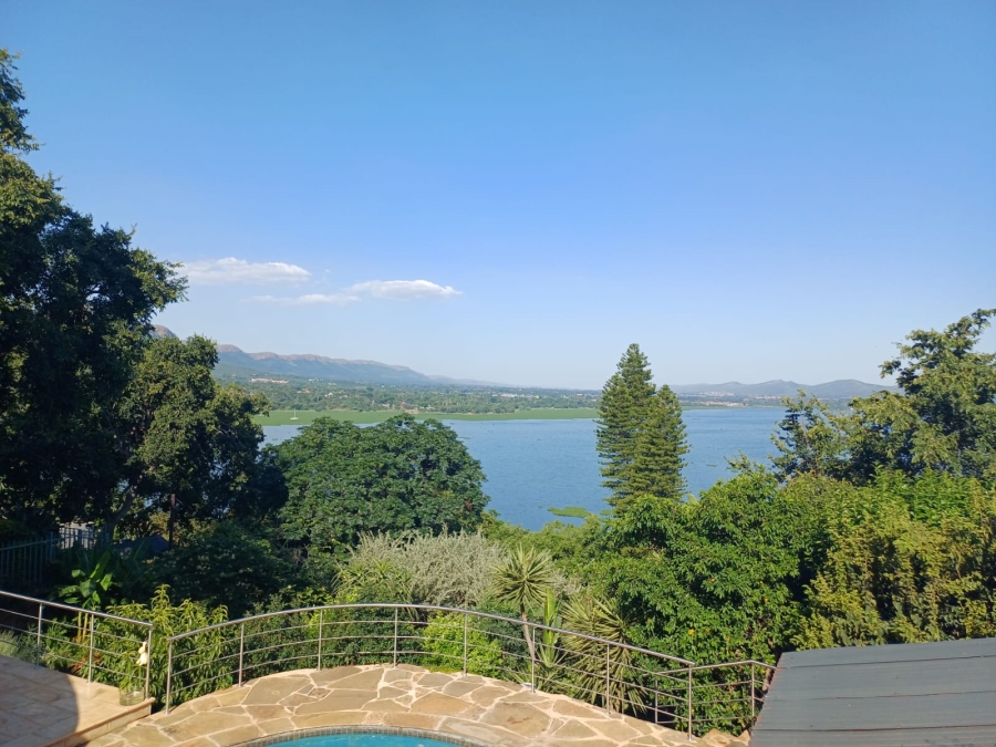 2 Bedroom Property for Sale in Kosmos North West